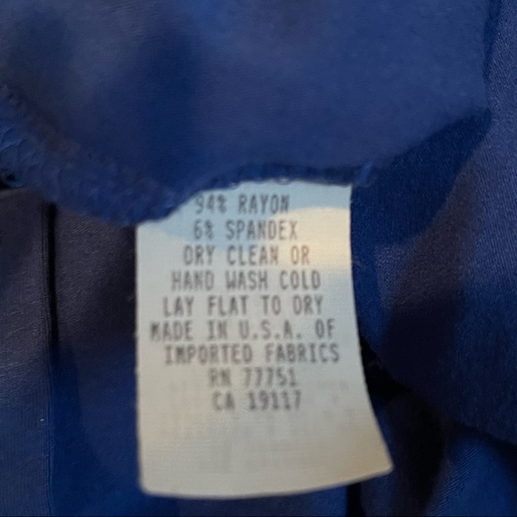 Betsey Johnson Dress Size Large (Fits Medium) - Picture 6 of 7